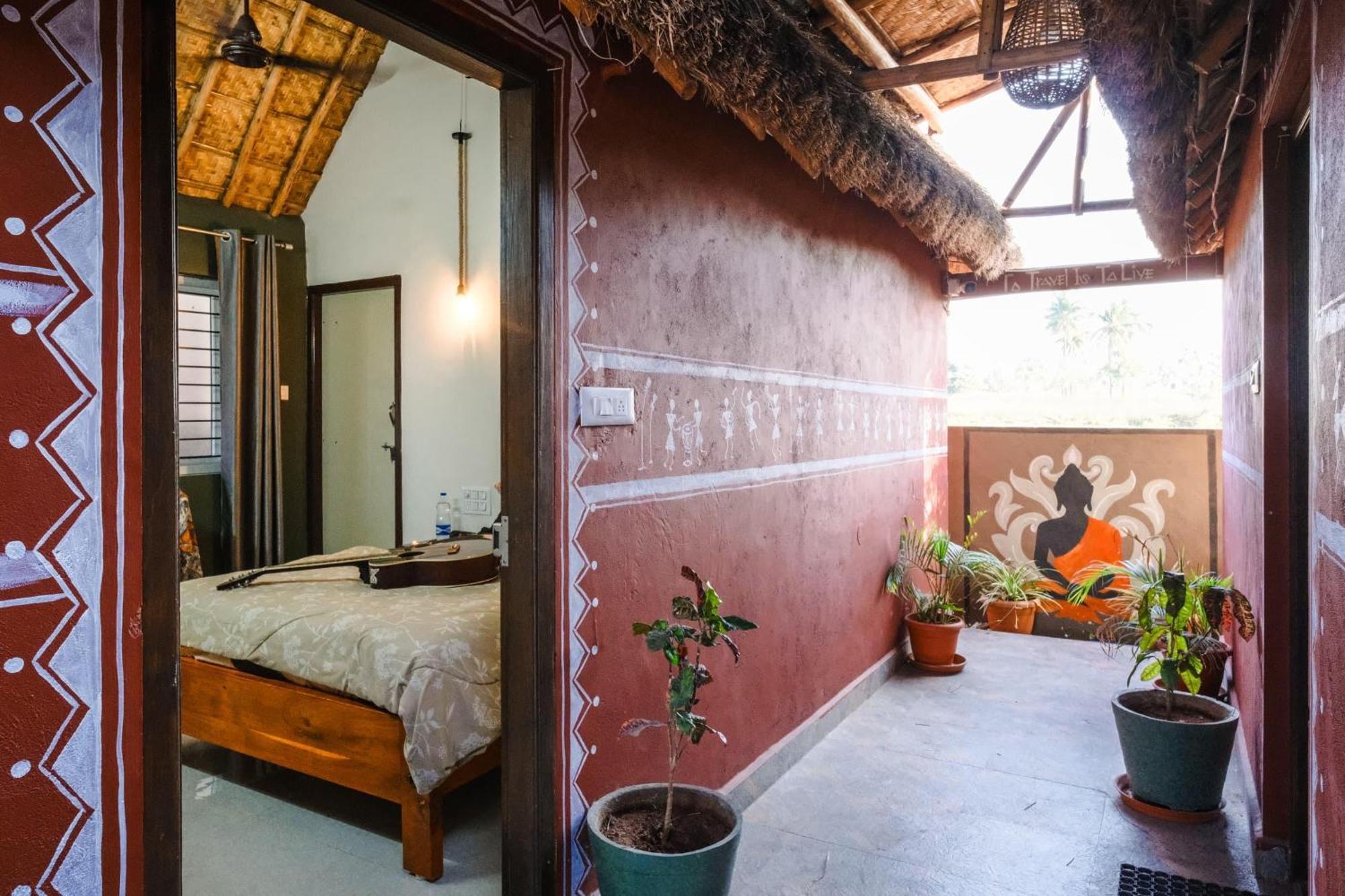 The Hideout Cottage And Restaurant هامبي المظهر الخارجي الصورة