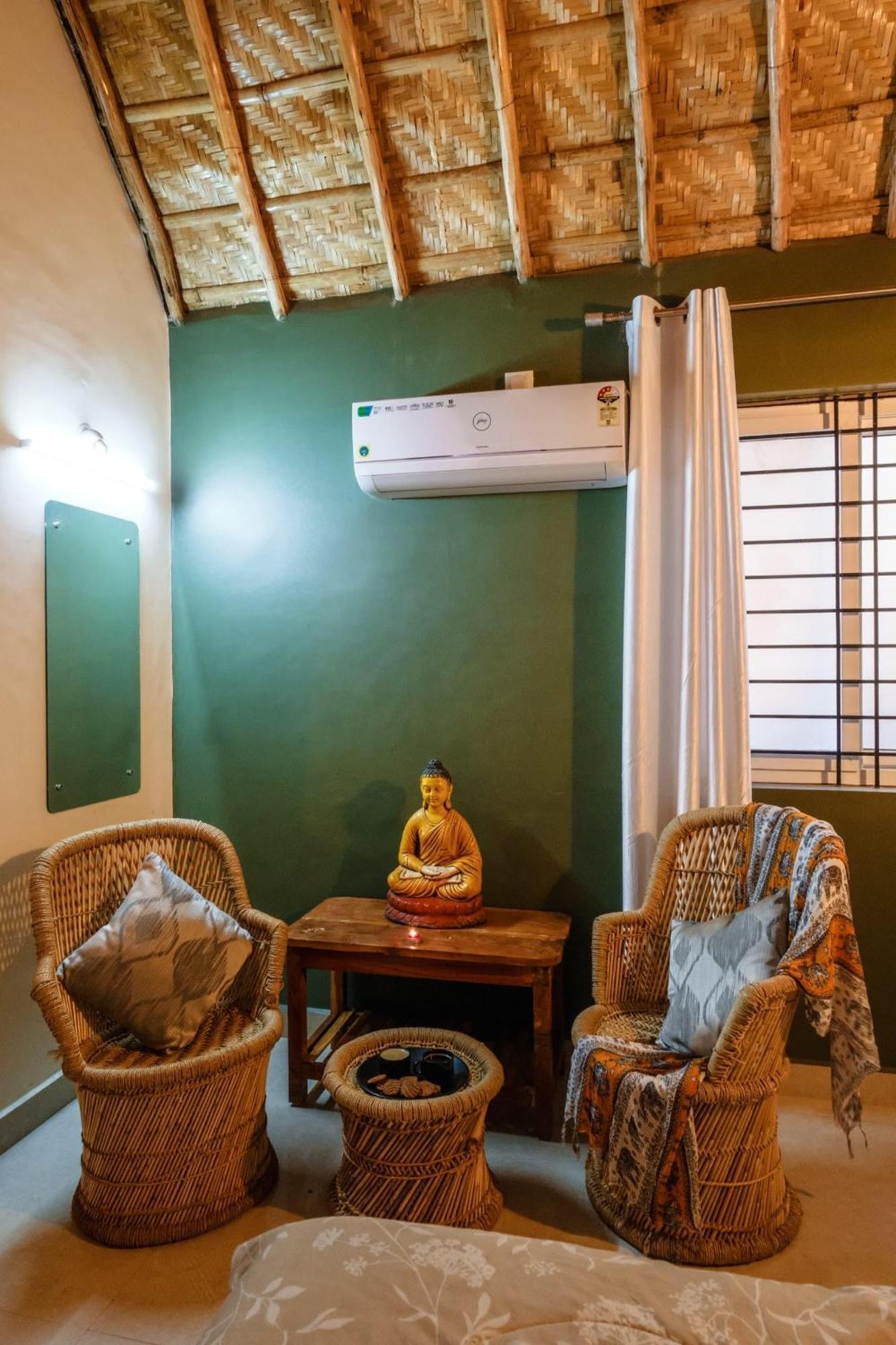 The Hideout Cottage And Restaurant هامبي المظهر الخارجي الصورة