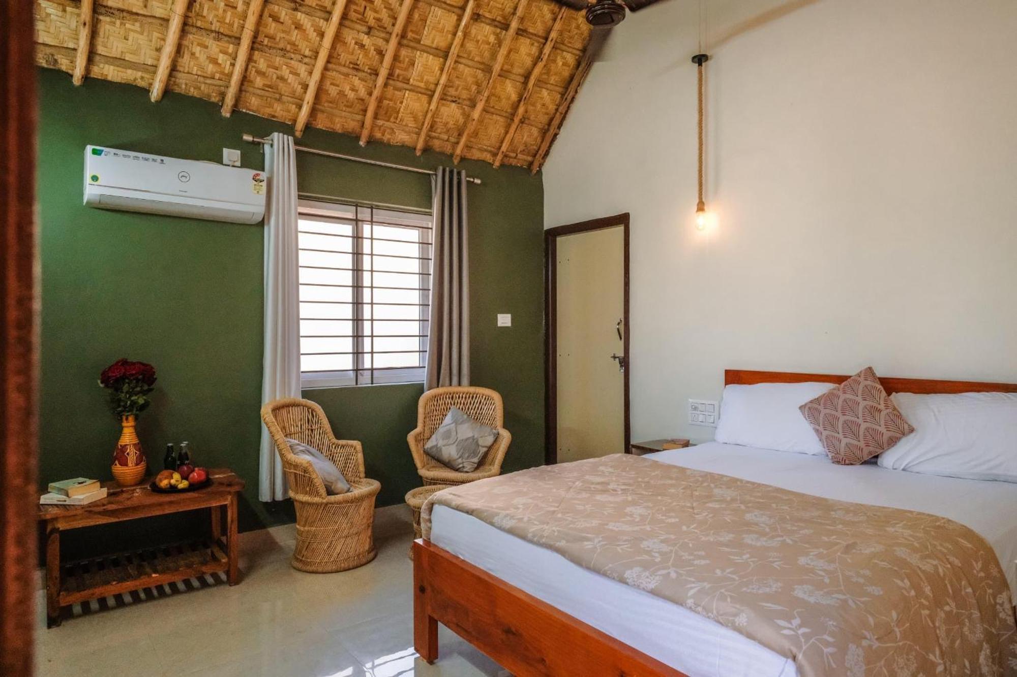 The Hideout Cottage And Restaurant هامبي المظهر الخارجي الصورة