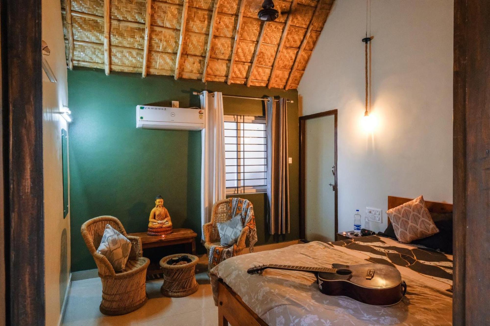 The Hideout Cottage And Restaurant هامبي المظهر الخارجي الصورة