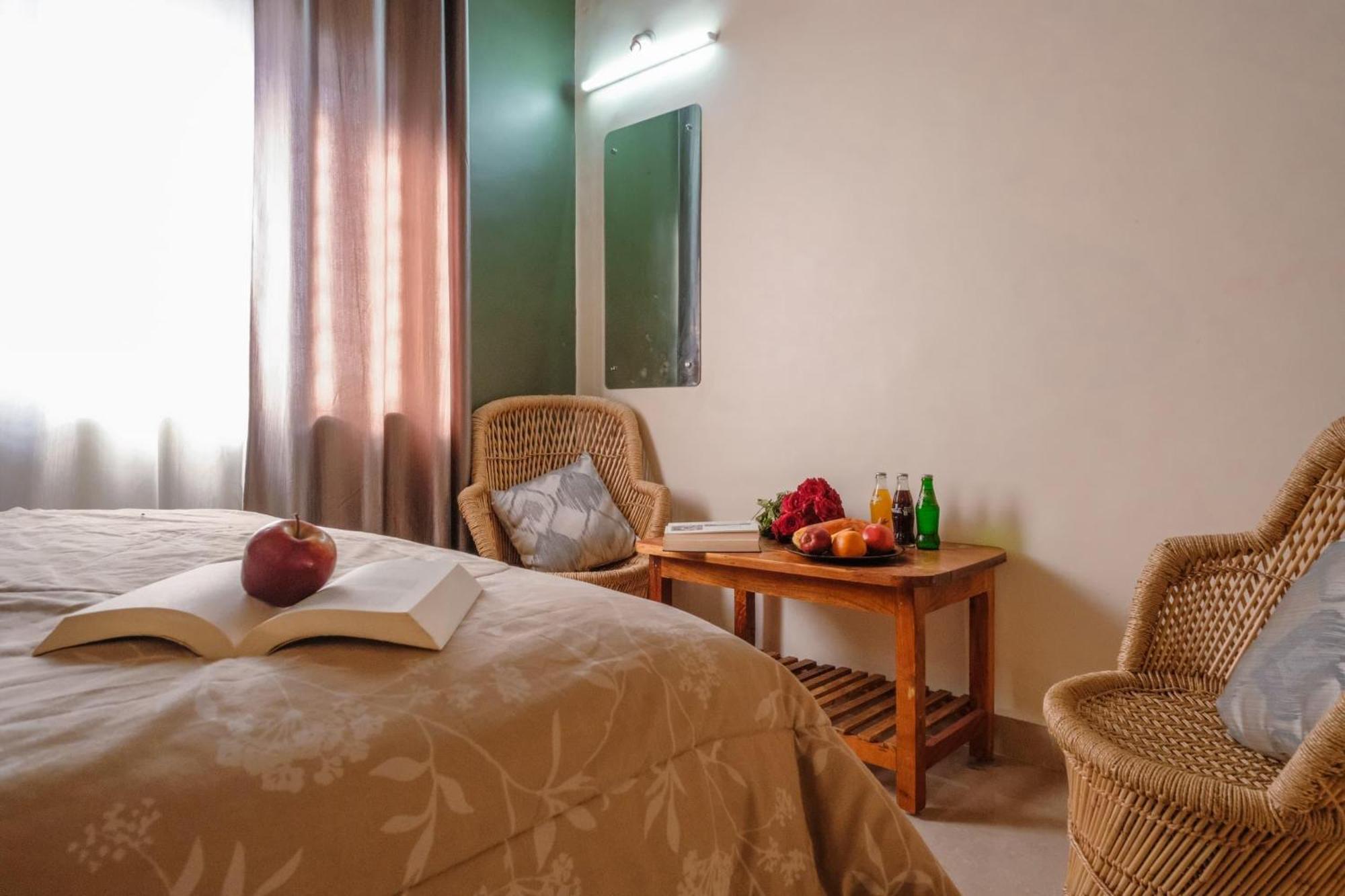The Hideout Cottage And Restaurant هامبي المظهر الخارجي الصورة